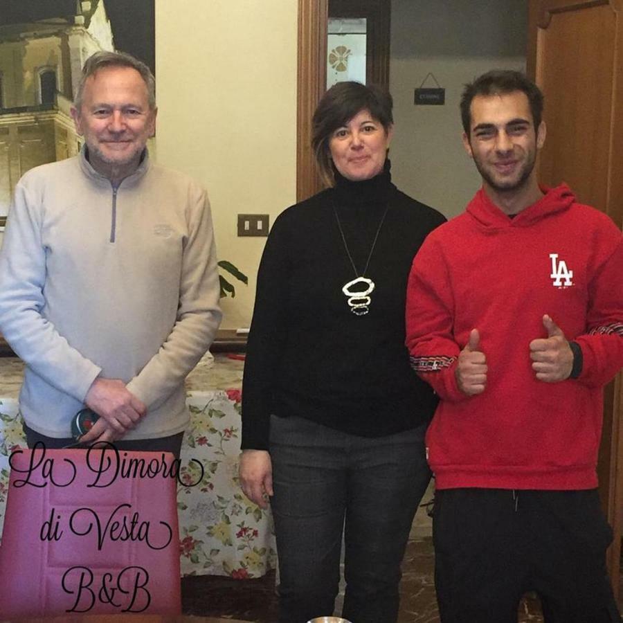 La Dimora Di Vesta Bed & Breakfast Lecce Eksteriør bilde